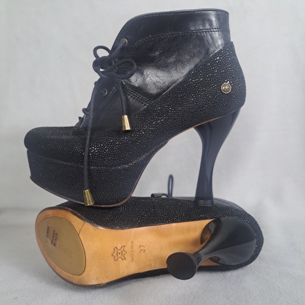 Neosens Womens Leather Heeled Ankle Boots Black Rare NWOT Size 37 US 6.5